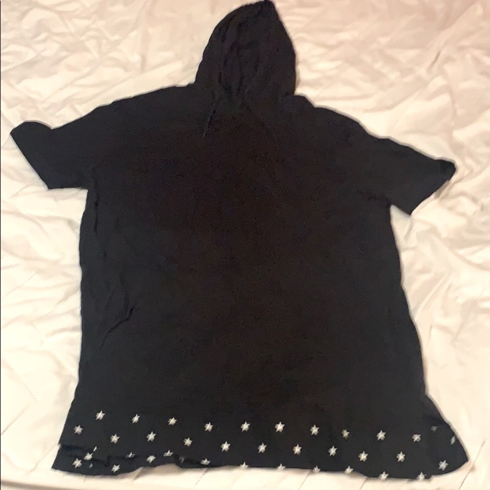 21 Men streetwear T-Shirt with Hood!! Size Large